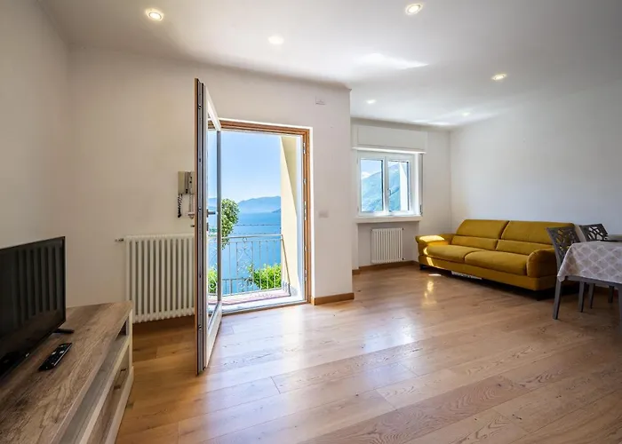 Apartman Stunning View - Larihome A27 Gravedona