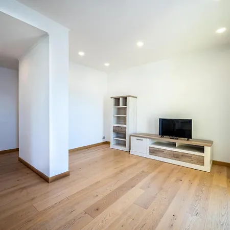 Apartment Stunning View - Larihome A27